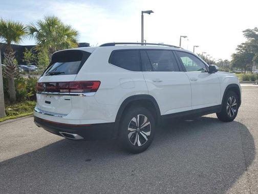 2024 Volkswagen Atlas 2.0T SE
