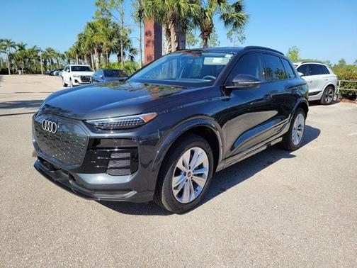 2025 Audi Q6 e-tron Premium Plus