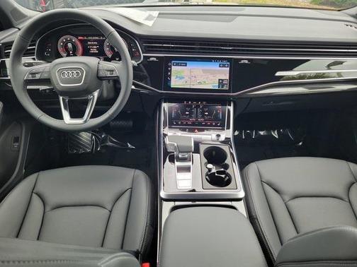 2026 Audi Q7 55 Premium Plus