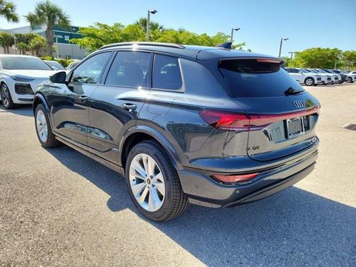 2025 Audi Q6 e-tron Premium