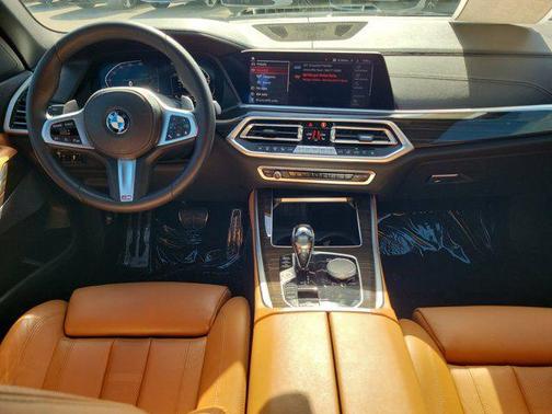Carbon Black Metallic 2021 BMW X5 sDrive40i