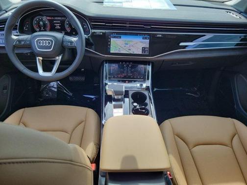 2025 Audi Q7 55 Premium Plus