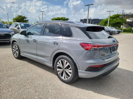 2025 Audi Q4 e-tron Premium 45 RWD