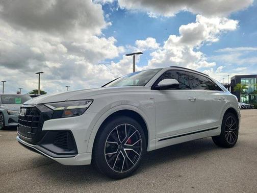 2020 Audi Q8 55 Premium Plus