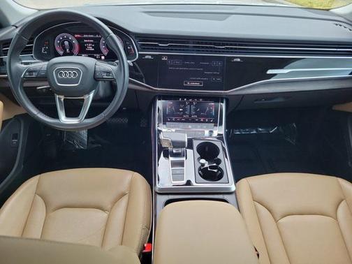 2020 Audi Q8 55 Premium Plus