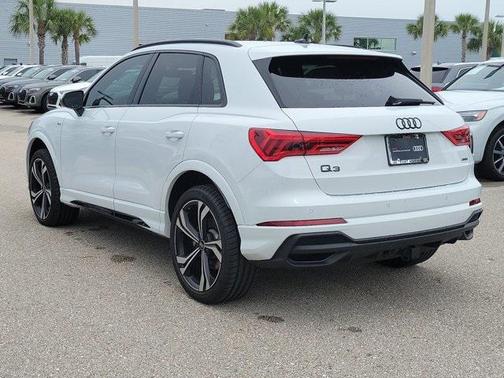 2024 Audi Q3 45 S line Premium Plus