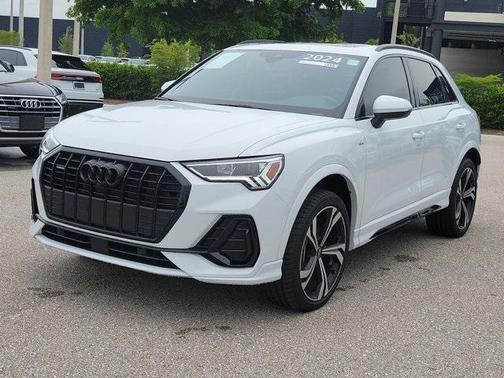 2024 Audi Q3 45 S line Premium Plus