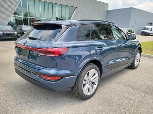 2025 Audi Q6 e-tron Premium