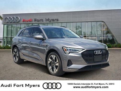 2022 Audi e-tron Premium