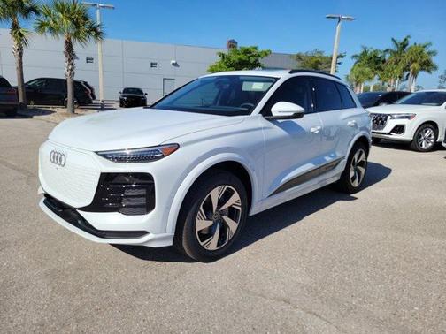 2025 Audi Q6 e-tron Premium Plus quattro