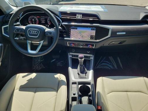 2025 Audi Q3 45 S line Premium Plus