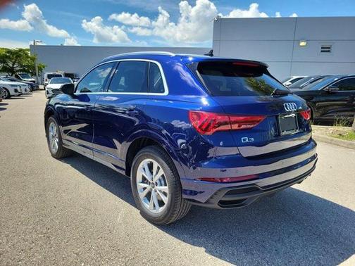 2025 Audi Q3 45 S line Premium Plus