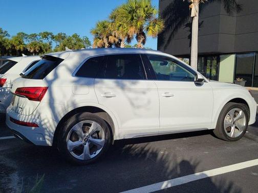 2021 Audi Q5 45 Prestige