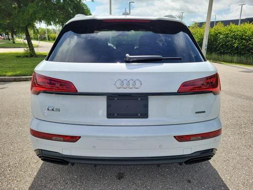 2025 Audi Q5 45 S line Premium