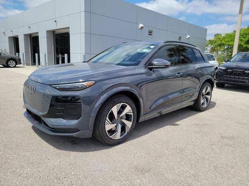 2025 Audi Q6 e-tron Prestige quattro