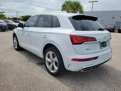 2025 Audi Q5 45 S line Premium Plus