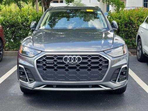 2023 Audi Q5 45 S line Premium Plus