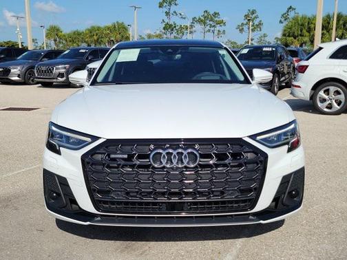 2022 Audi A8 L 55 TFSI quattro Tiptronic