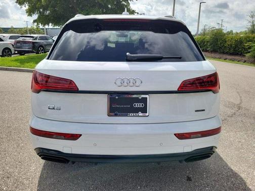 2025 Audi Q5 45 S line Premium