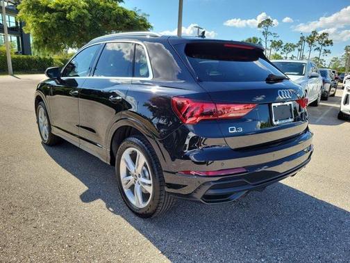 2021 Audi Q3 45 S line Premium