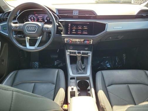 2021 Audi Q3 45 S line Premium