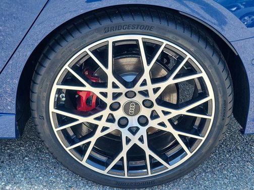 ascari blue metallic 2026 Audi RS 3 TFSI quattro S tronic