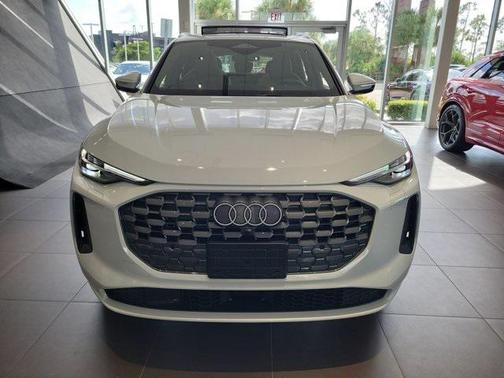 2025 Audi Q5 Premium Plus