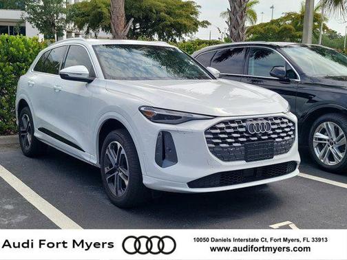 Arkona White 2025 Audi Q5 Premium TFSI quattro S tronic