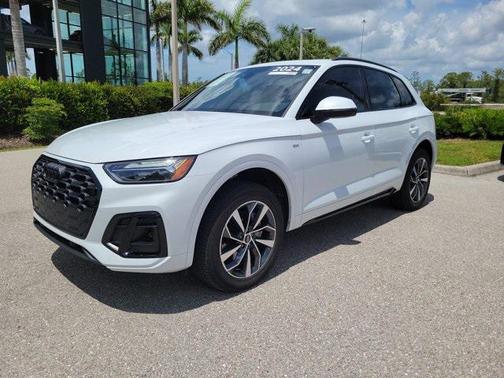 2024 Audi Q5 45 S line Premium
