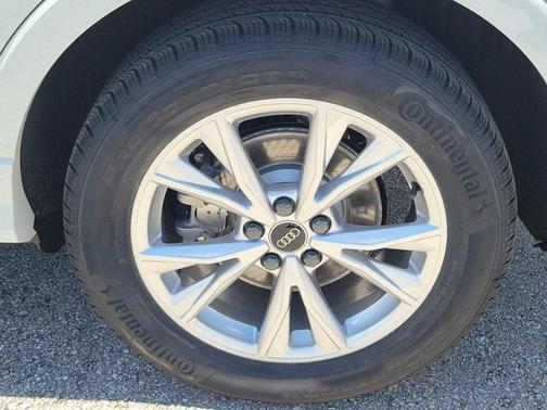 2025 Audi Q3 45 S line Premium Plus