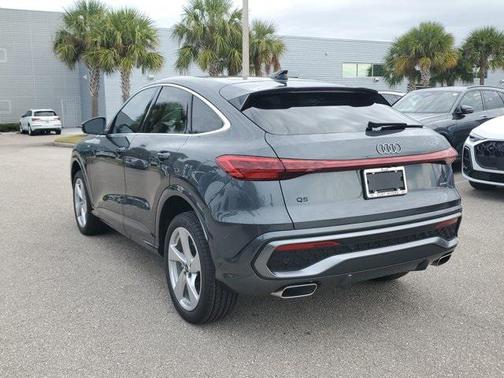 2025 Audi Q5 Premium Plus TFSI quattro S tronic