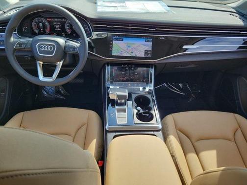 2025 Audi Q7 45 Premium Plus