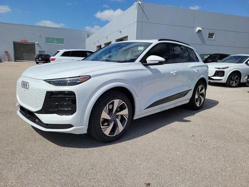 2025 Audi Q6 e-tron Prestige quattro