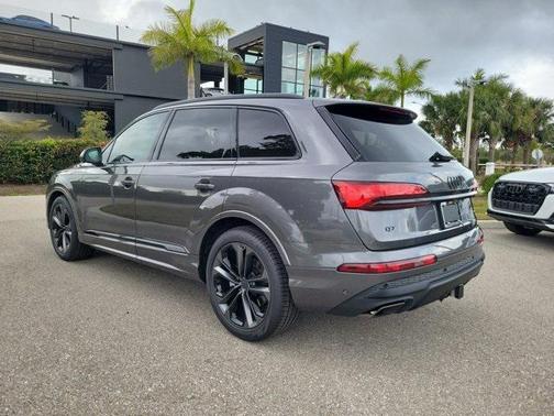 2026 Audi Q7 55 Premium Plus