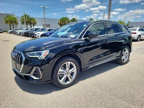 Mythos Black Metallic 2023 Audi Q3 45 S line Premium Plus