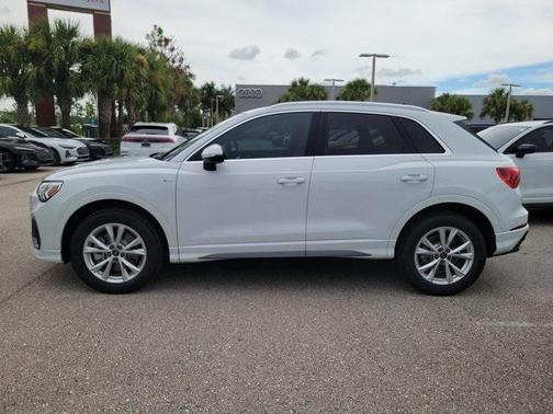 2025 Audi Q3 45 S line Premium Plus