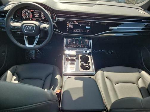 2025 Audi Q7 45 Premium