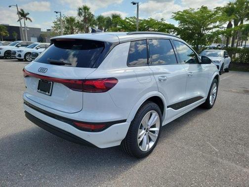 2025 Audi Q6 e-tron Premium