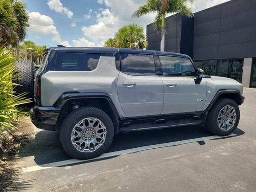 Meteorite Metallic 2025 GMC HUMMER EV SUV 3X