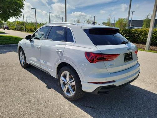 2024 Audi Q3 45 S line Premium Plus