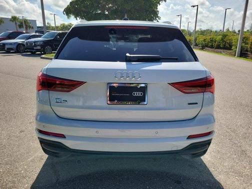 2024 Audi Q3 45 S line Premium Plus