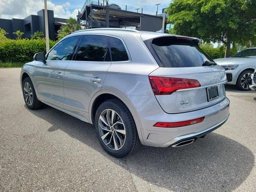 2023 Audi Q5 45 S line Premium Plus