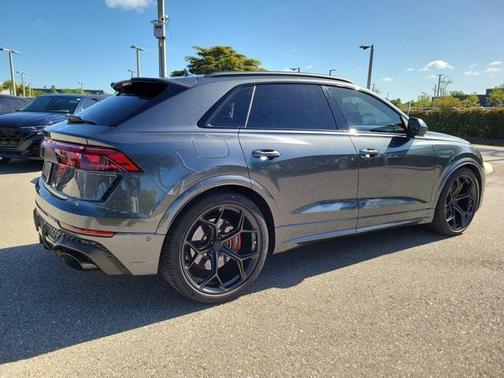 2026 Audi RS Q8 4.0T