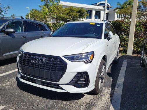 2024 Audi Q3 45 S line Premium Plus