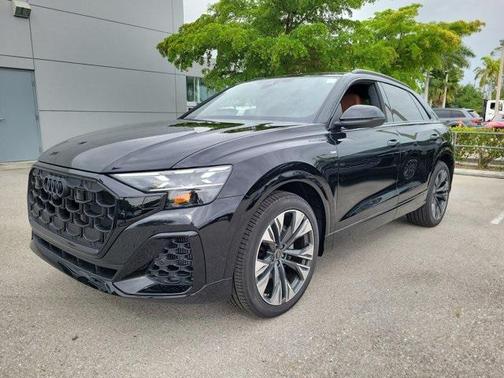 2025 Audi Q8 55 Prestige