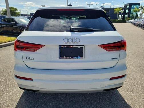 2021 Audi Q3 40 Premium