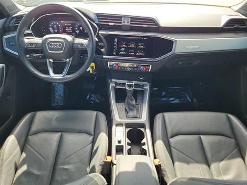 2021 Audi Q3 40 Premium