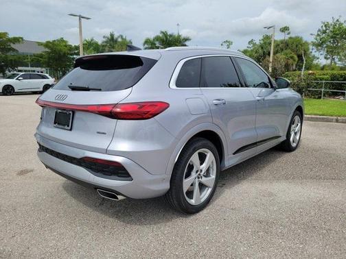 2025 Audi Q5 Prestige
