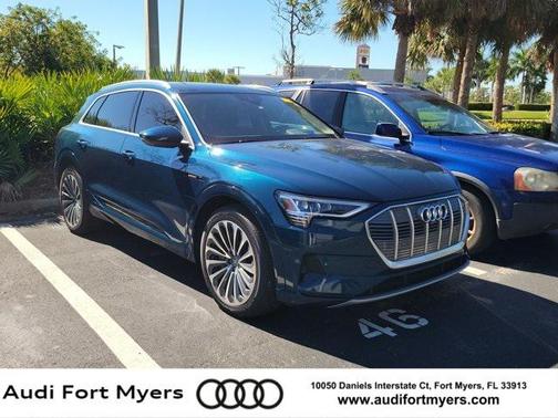 2019 Audi e-tron Premium Plus
