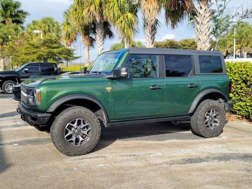 2022 Ford Bronco Badlands